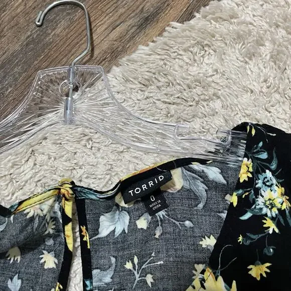 Torrid Size 0X Black Yellow Floral Drawstring Shirred Skater Challis Mini Dress - Picture 5 of 7
